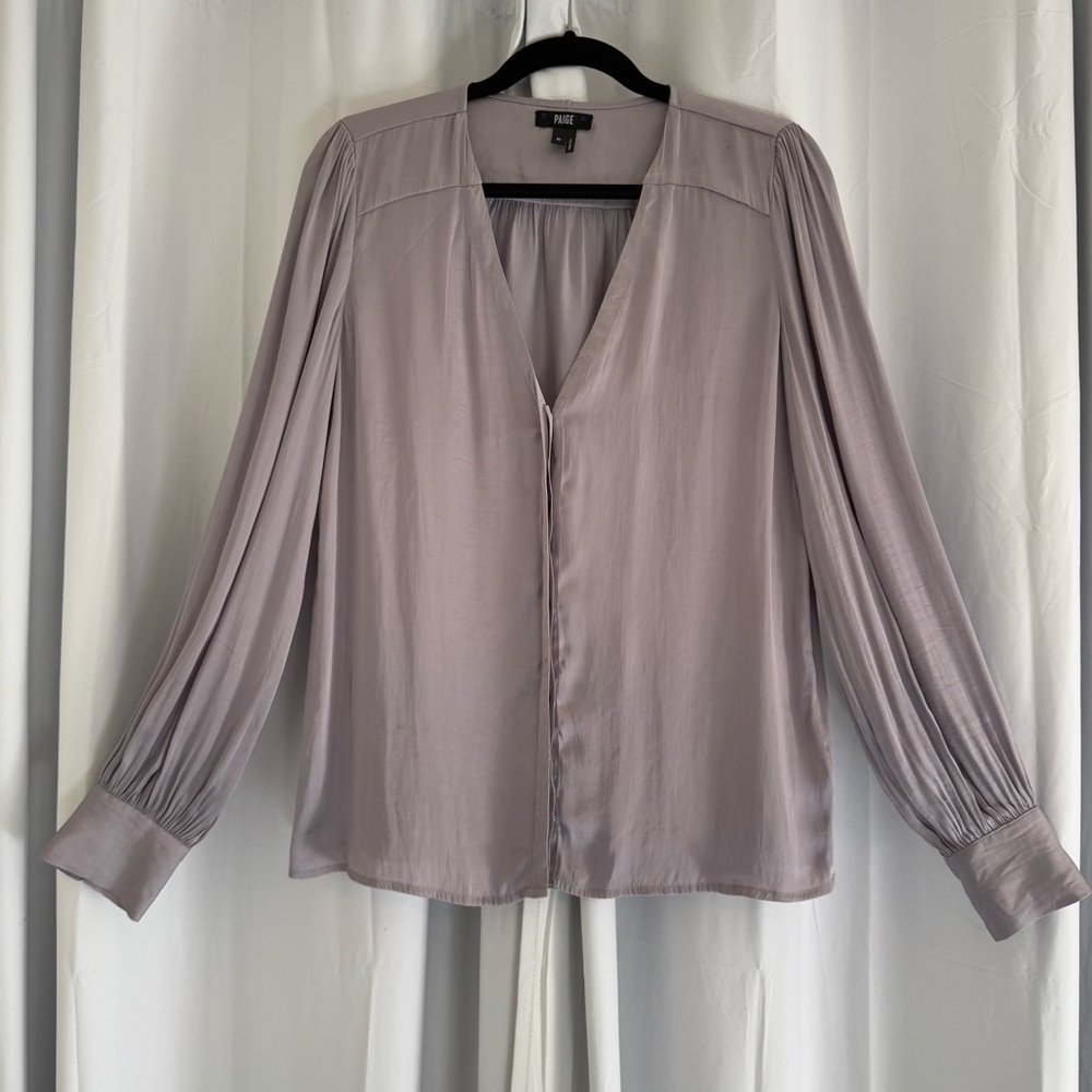 PAIGE Silky Lilac Gray V Neck Blouse Womens Medium